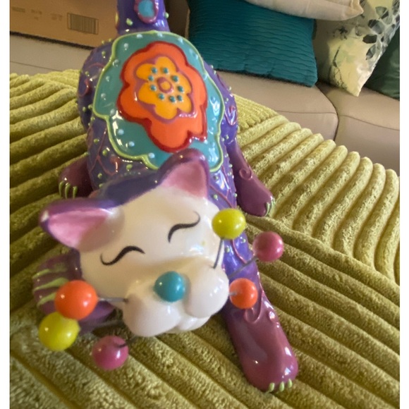 Ceramic Cat - Picture 2 of 11